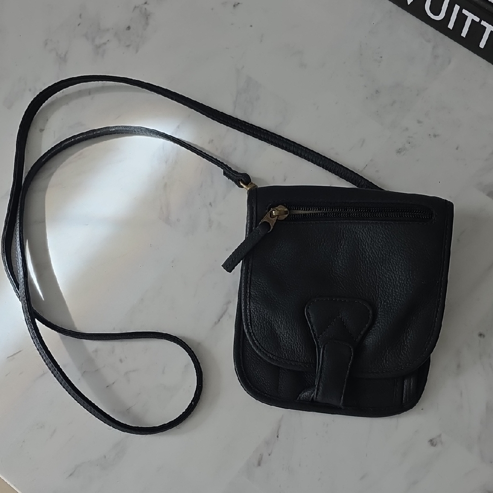 JPourse Black Leather Crossbody Bag